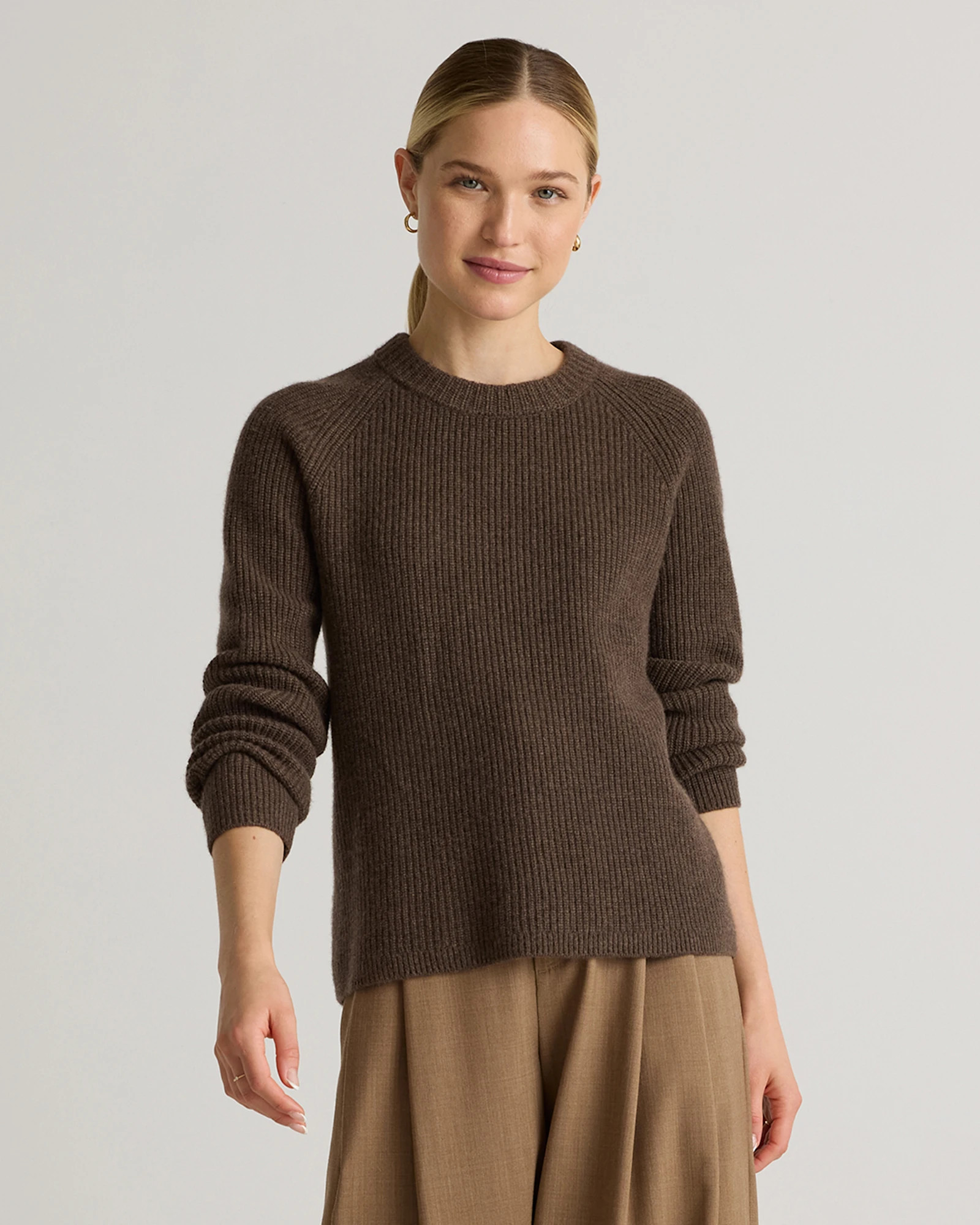 Quince | Women's Mongolian Cashmere Fisherman Crewneck Sweater in Charcoal, Size Medium | Quince