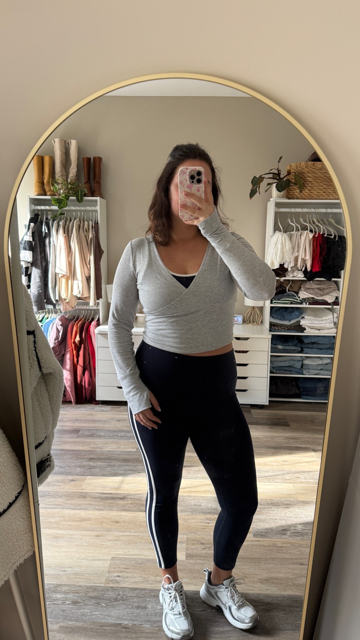 Old navy athletic set is so cute with the side stripe and white time (large) + love this aerie wrap top (medium)

#LTKActive #LTKootd