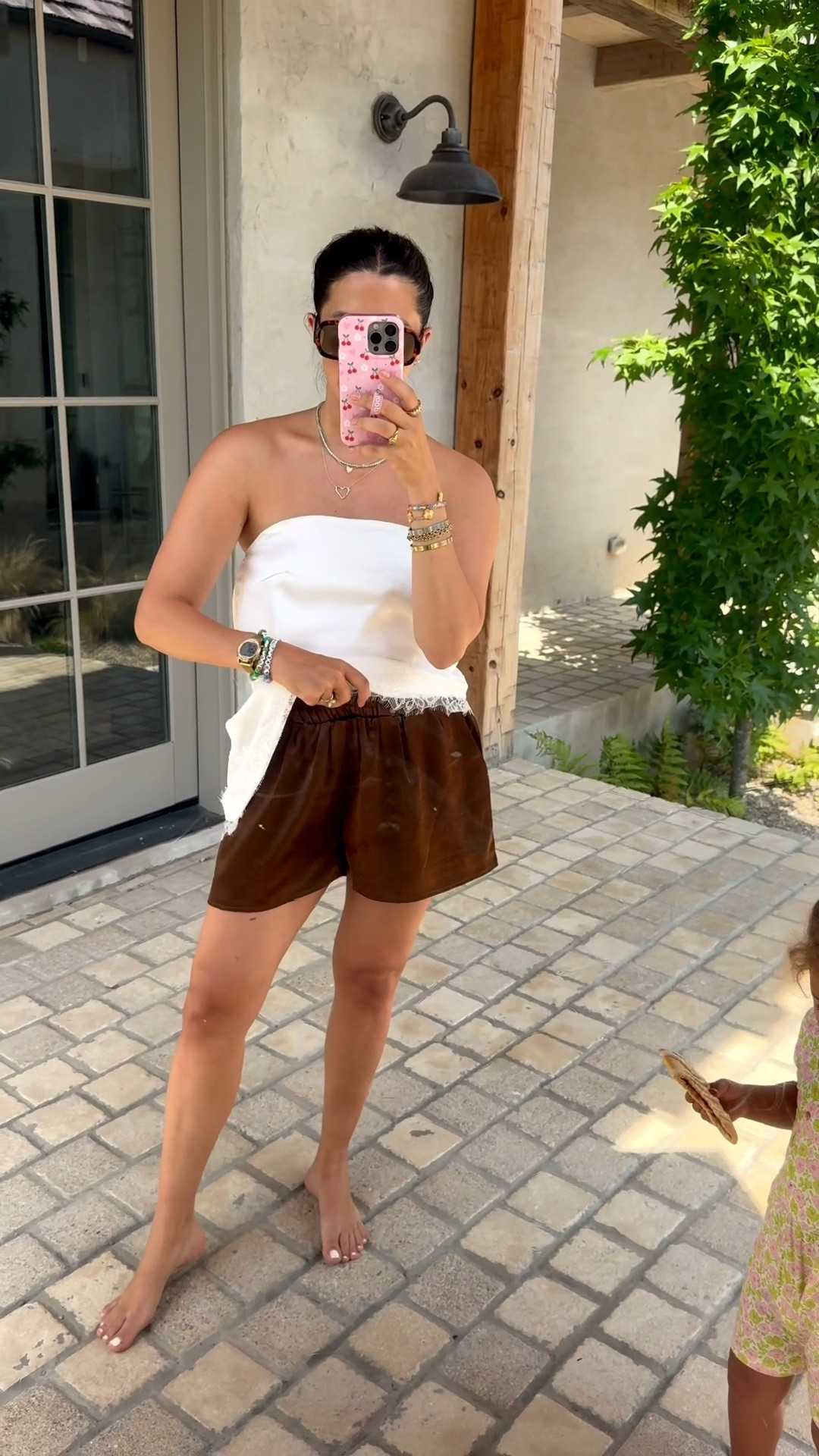 Top: medium (runs big, I would get a small)
Bottoms: large 

Dressupbuttercup.com #dressupbuttercup #dederaad

#LTKootd #LTKmomlife #LTKSeasonal