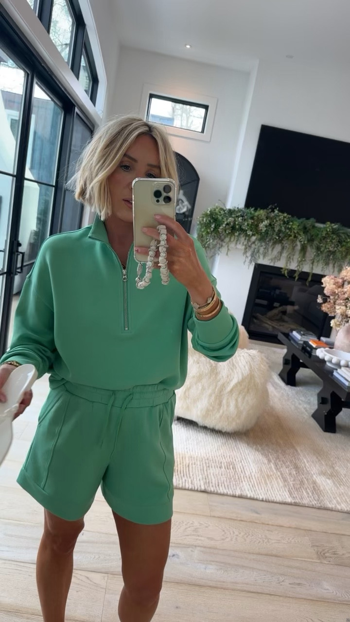 The color and the fit 🔥🔥🔥 wearing smalls 