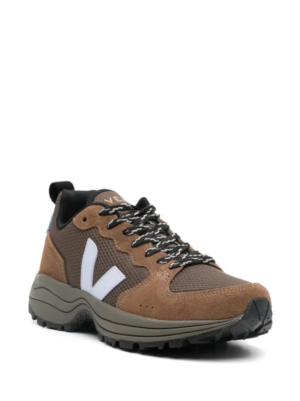 VEJA Venturi Sneakers | Brown | FARFETCH IE | Farfetch Global