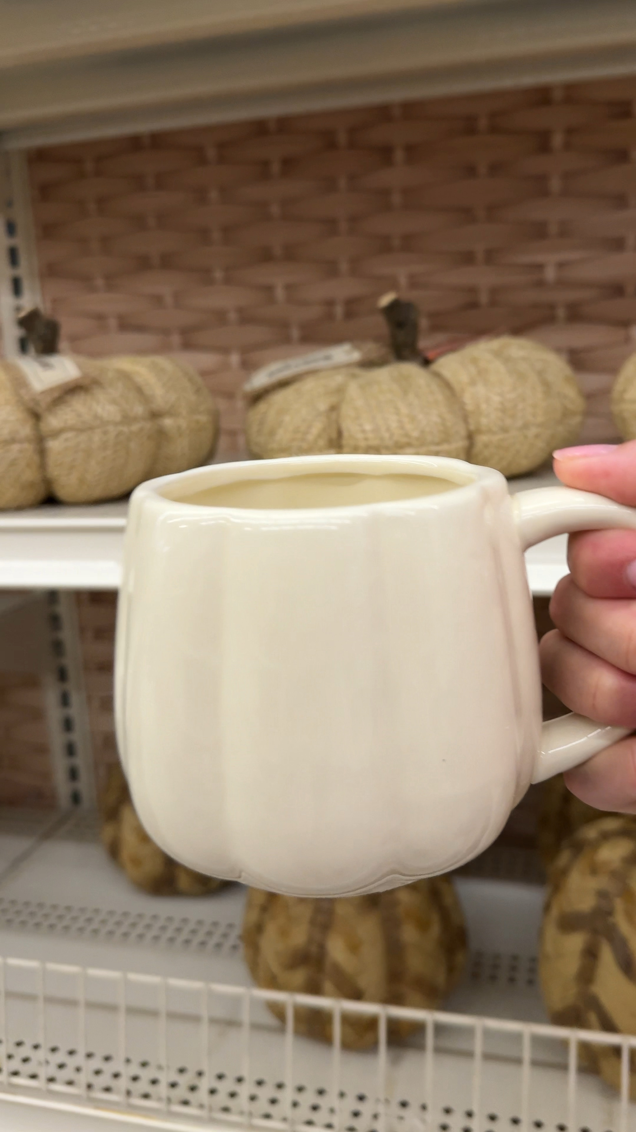 New fall mugs linked


#LTKSeasonal #LTKHome #LTKFindsUnder50