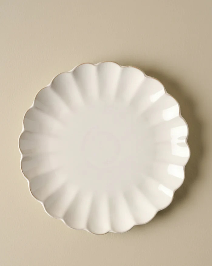 Cream Scalloped Plate | Magnolia