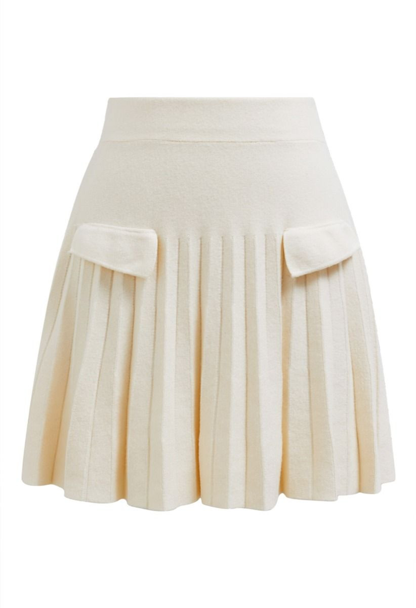 Decorative Pocket Pleated Knit Mini Skirt in Cream | Chicwish