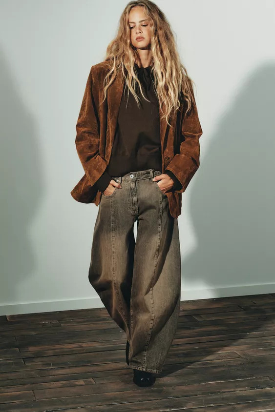 TRF OVERSIZE LOW-RISE JEANS | Zara US