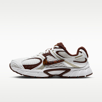 Nike Women's V5 RNR Shoes in White | HQ7901-102 | Nike (US)