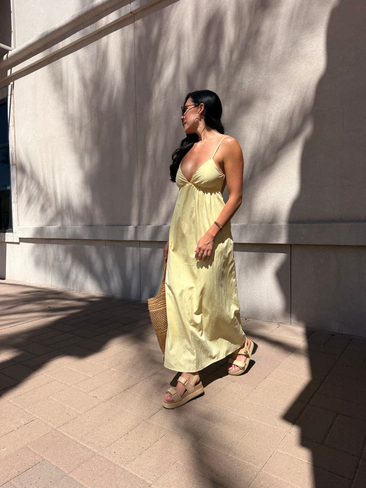 Yellow Amazon maxi dress size small // it has a low back & is a great vacation look!

Amazon finds 
Yellow dress 


#LTKSeasonal #LTKootd #LTKTravel