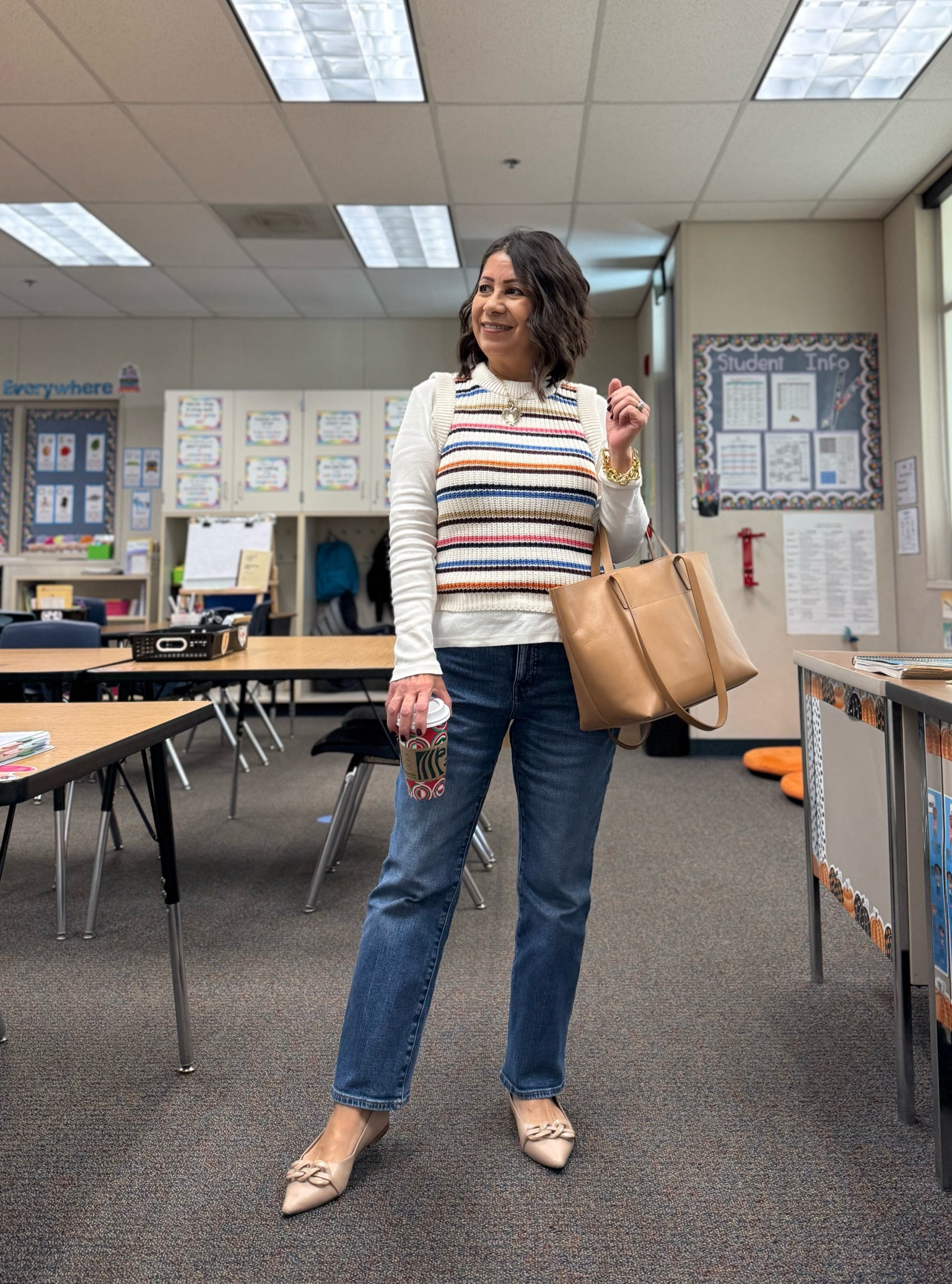 Fall outfit idea 🍂


*** Use discount code: MARCI15 for the heart necklace 

teacher outfits 
Thanksgiving outfit 
LOFT style | LOFT finds
Madewell jeans 
petite jeans 

#LTKSaleAlert #LTKStyleTip #LTKWorkwear