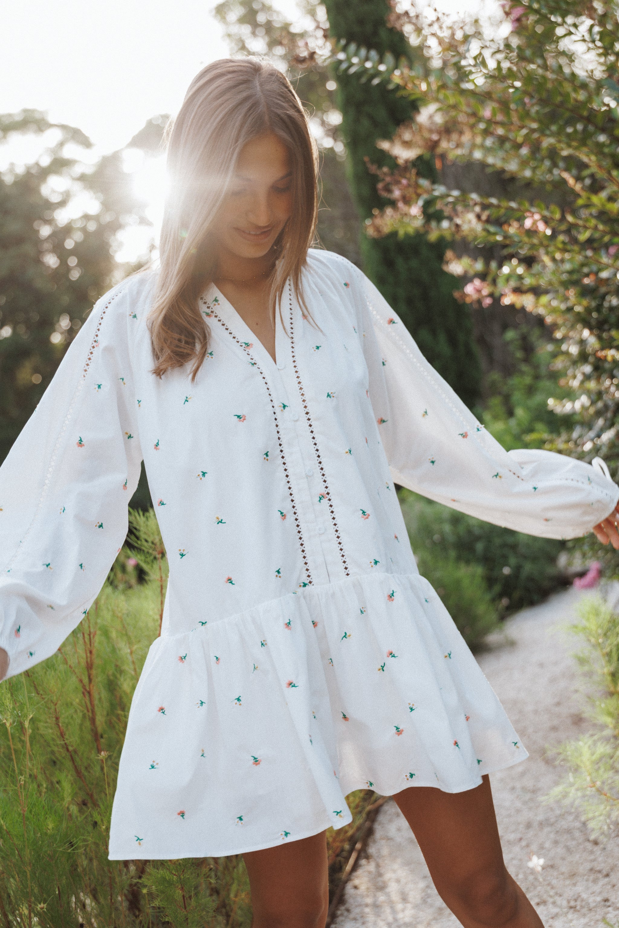 Hart Long Sleeve Mini Dress - White Floral | Petal & Pup (US)