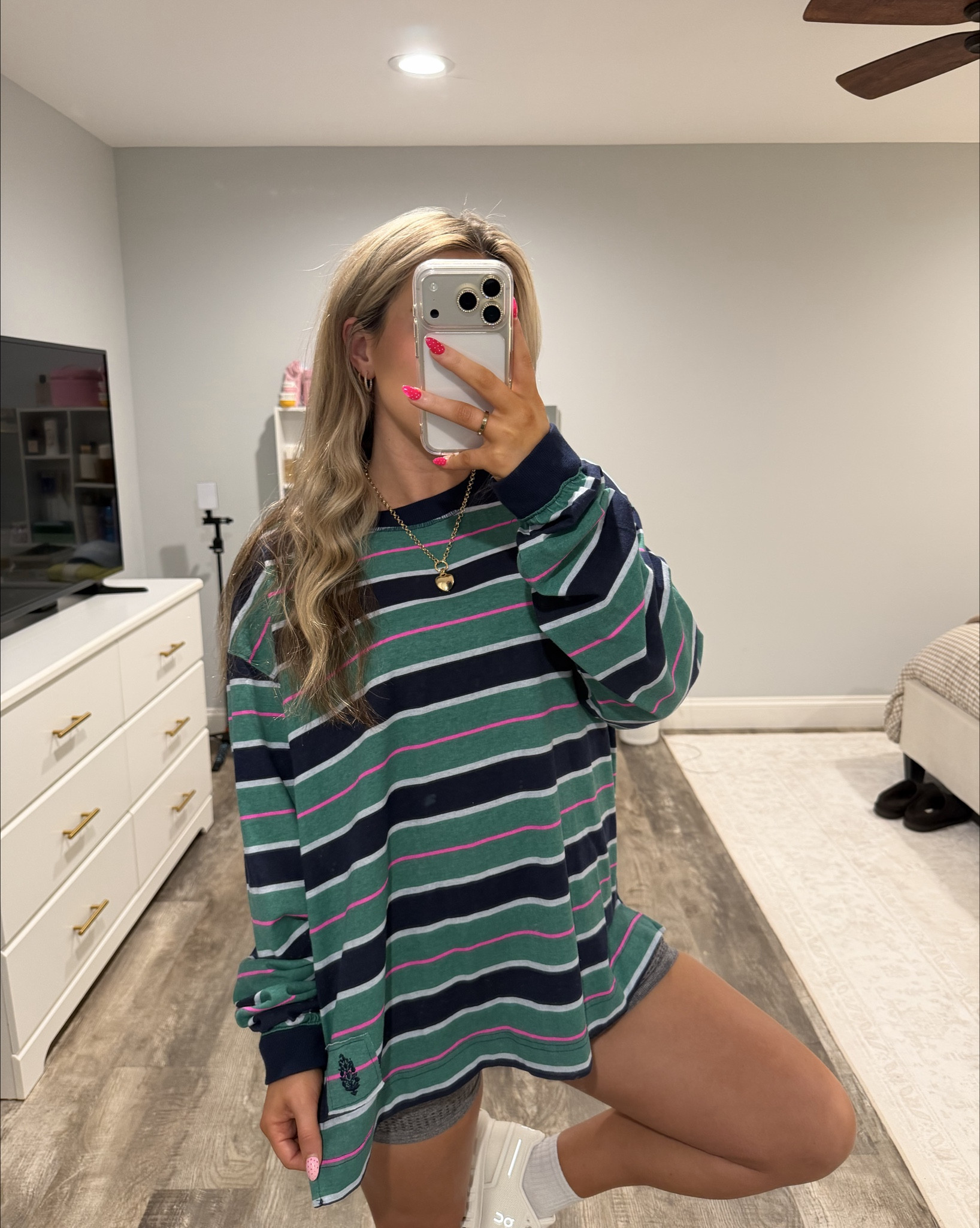 The cutest oversized tee!! 


#LTKgrwm #LTKSeasonal #LTKActive