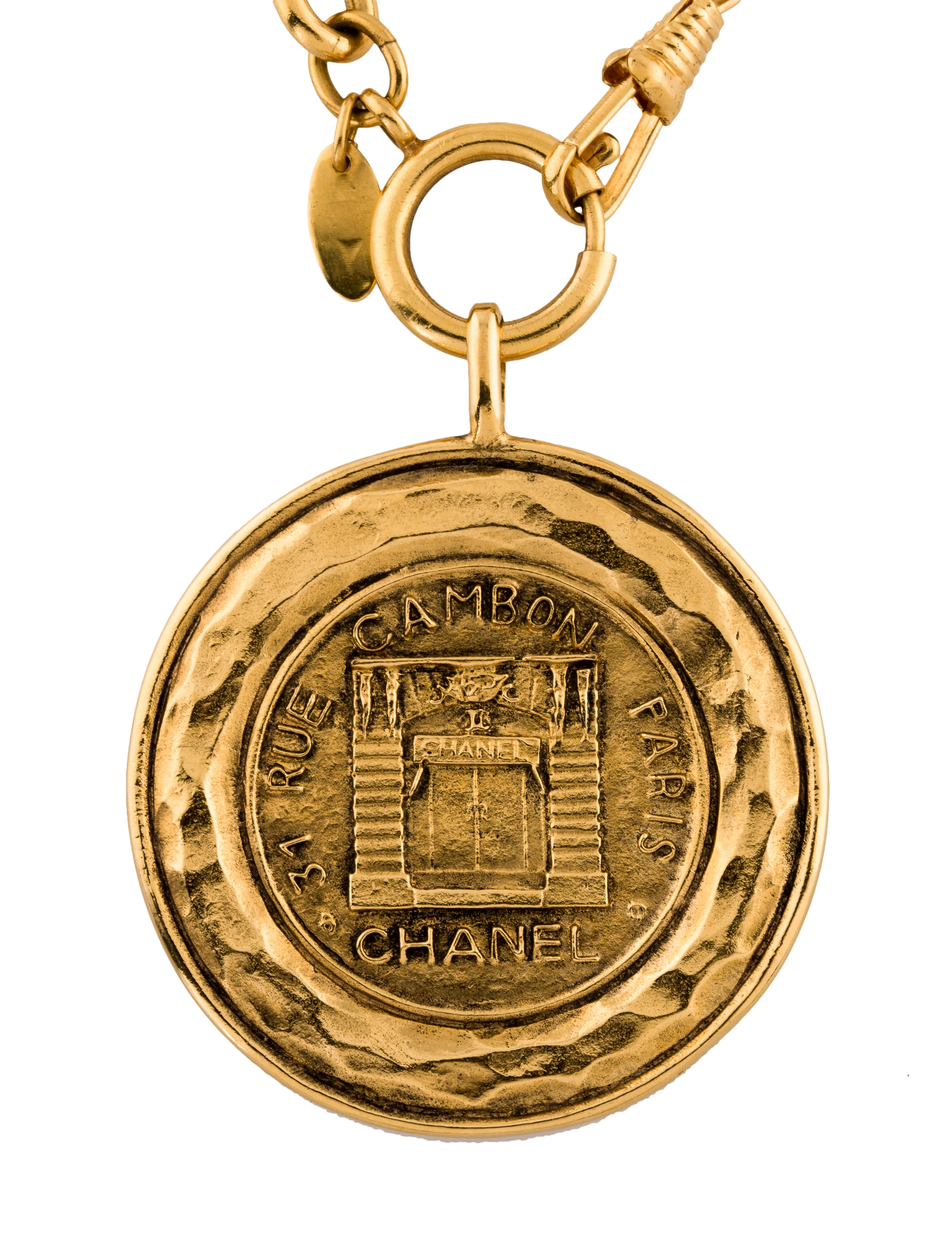 Vintage '31 Rue Cambon' Medallion Pendant Necklace | The RealReal