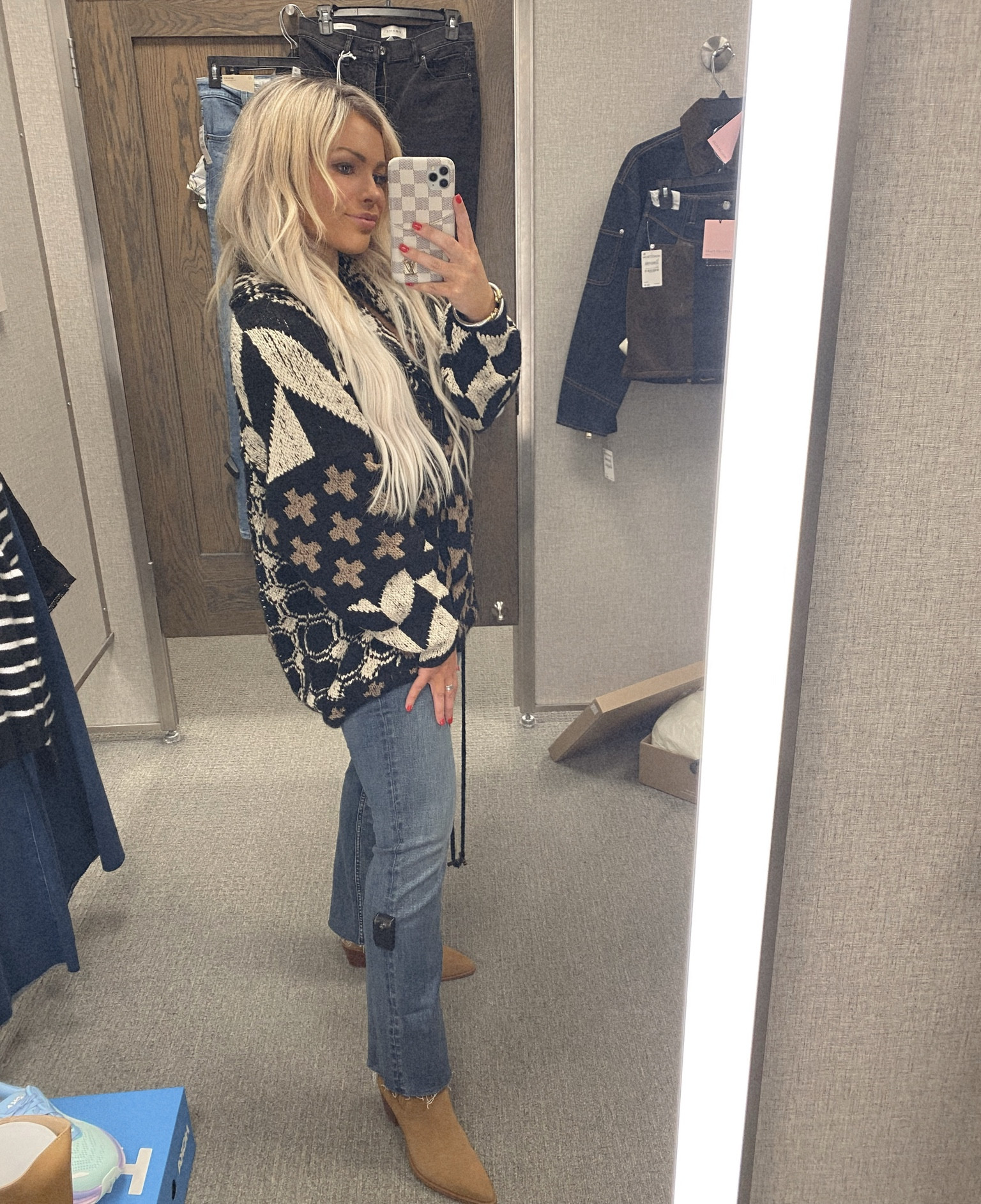 Cardigan: XS
Jeans: 27
Booties: 6.5

N Sale, Nordstrom Anniversary Sale, Nordy Club, fall fashion, petite fashion, sale alert, Free People, Rag & Bone denim, Dolce Vita

#LTKStyleTip #LTKPetite #LTKSaleAlert