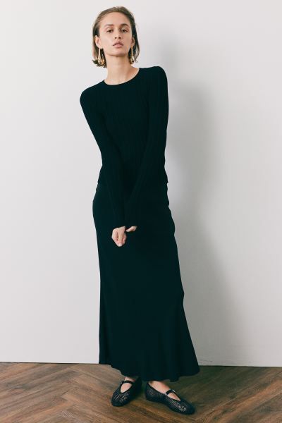 Rib-knit top - Round neck - Long sleeve - Black - Ladies | H&M GB | H&M (UK, MY, IN, SG, PH, TW, HK)