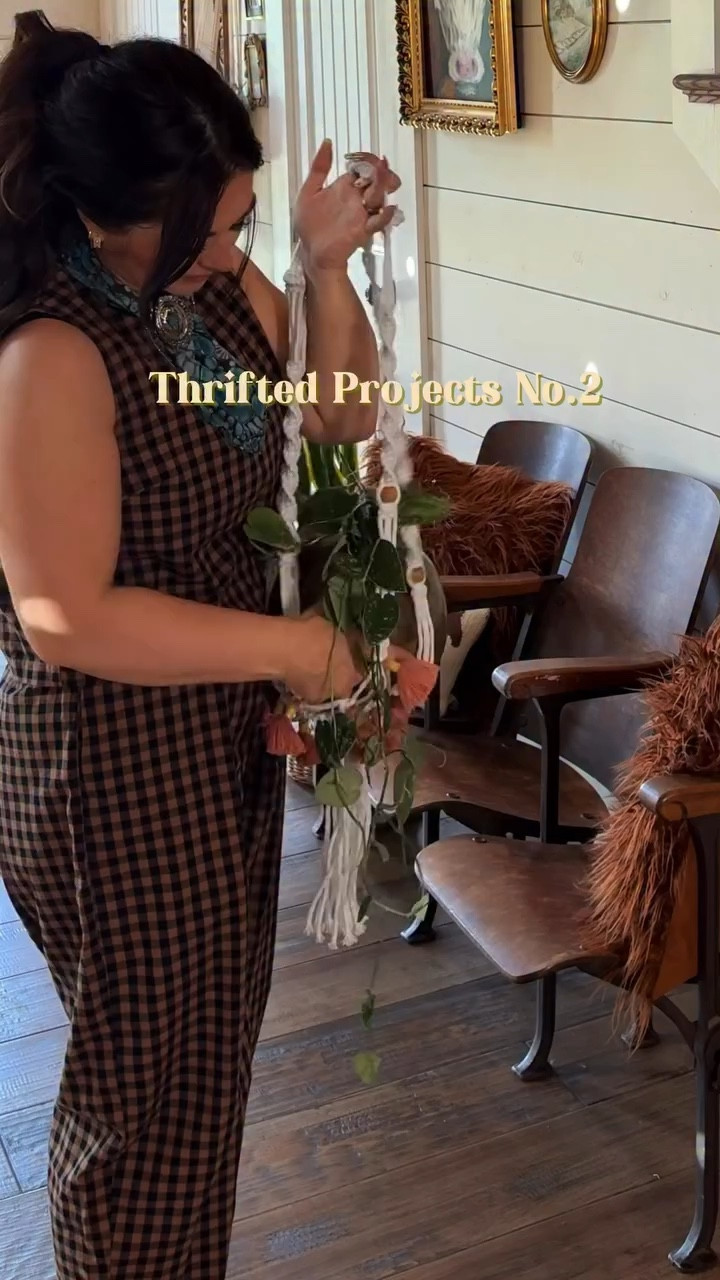 Thrifted Projects Pt. 2

Here’s a little thrift project with a pot I found it’s probably a spittoon or something but I thought I could make a cute plant pot out of it! 

Also the little pitcher always comes in handy for watering plants! 

Redemptions are my favorite!! 

#thriftflip #farmhousedecorating #vintagehome