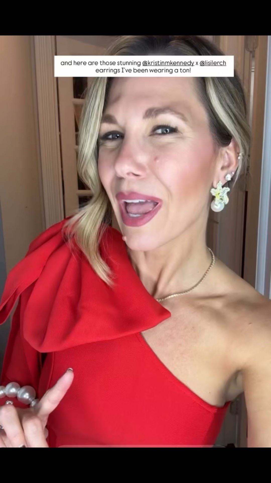 These gold and pearl earrings will be on repeat this holiday season ✨ 

#LTKWedding #LTKOver40 #LTKHoliday