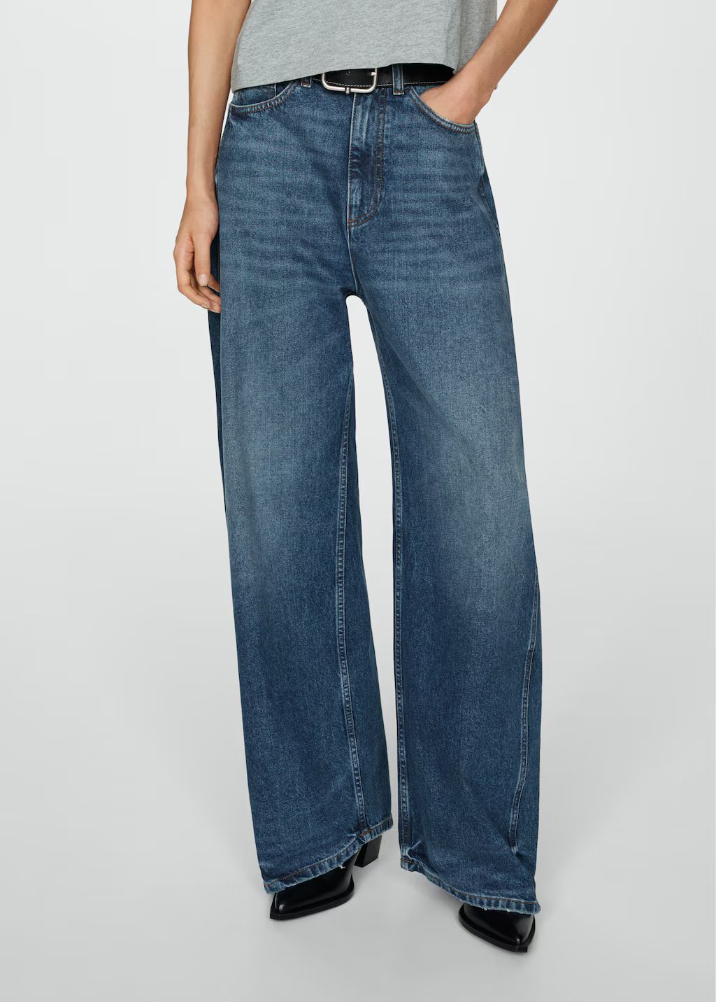 Camilla high-rise balloon jeans - Woman | MANGO USA | MANGO (US)