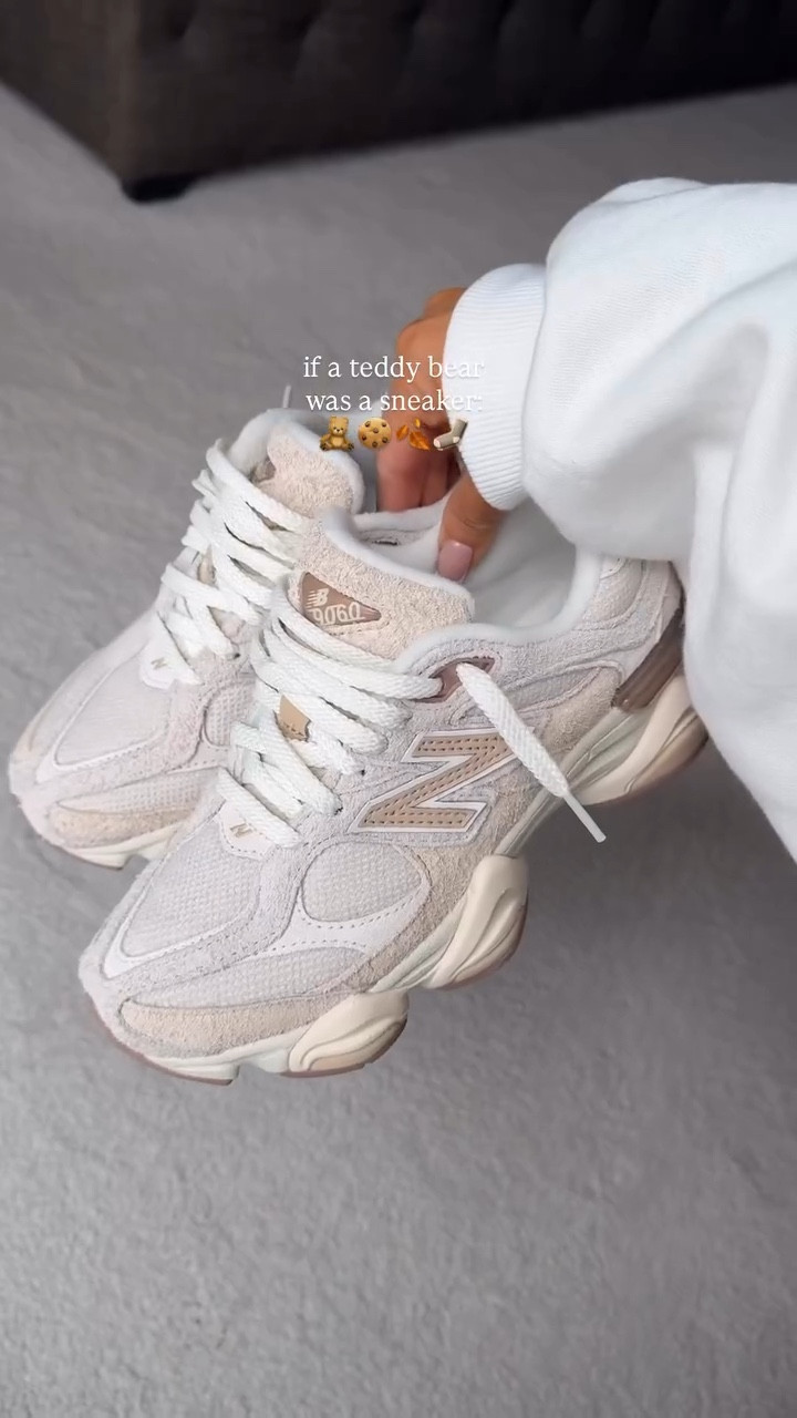 bisque🍪 @newbalance comment “kicks” to get the 🔗🔗’s to this perfect pair

.
.
.
#sneakerunboxing #newbalance9060 #sneakergirl #reelsfashion #outfitreel #fashionreelcreator #fashion #reelsinstagram #fashionstylereels #fallsneakers #minimalstyledaily #reelsoutfits #ootd #minimalstyle #explorepage #fashionstyle #outfitideas #fallfashion #stylingreel #minimalootd #ootdgals #whowhatwearing #stylevlogger 
#outfitinspiration #neutralstyle #wiwt #howtostyle #womenstreetwear