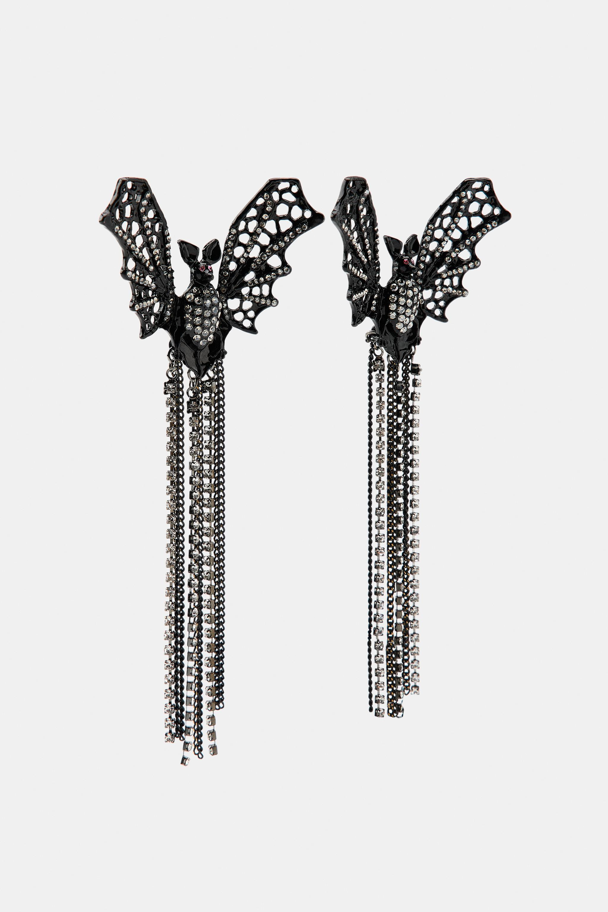 We use first-party and third-party cookies to understand how our online store is used and to be a... | Zara UK