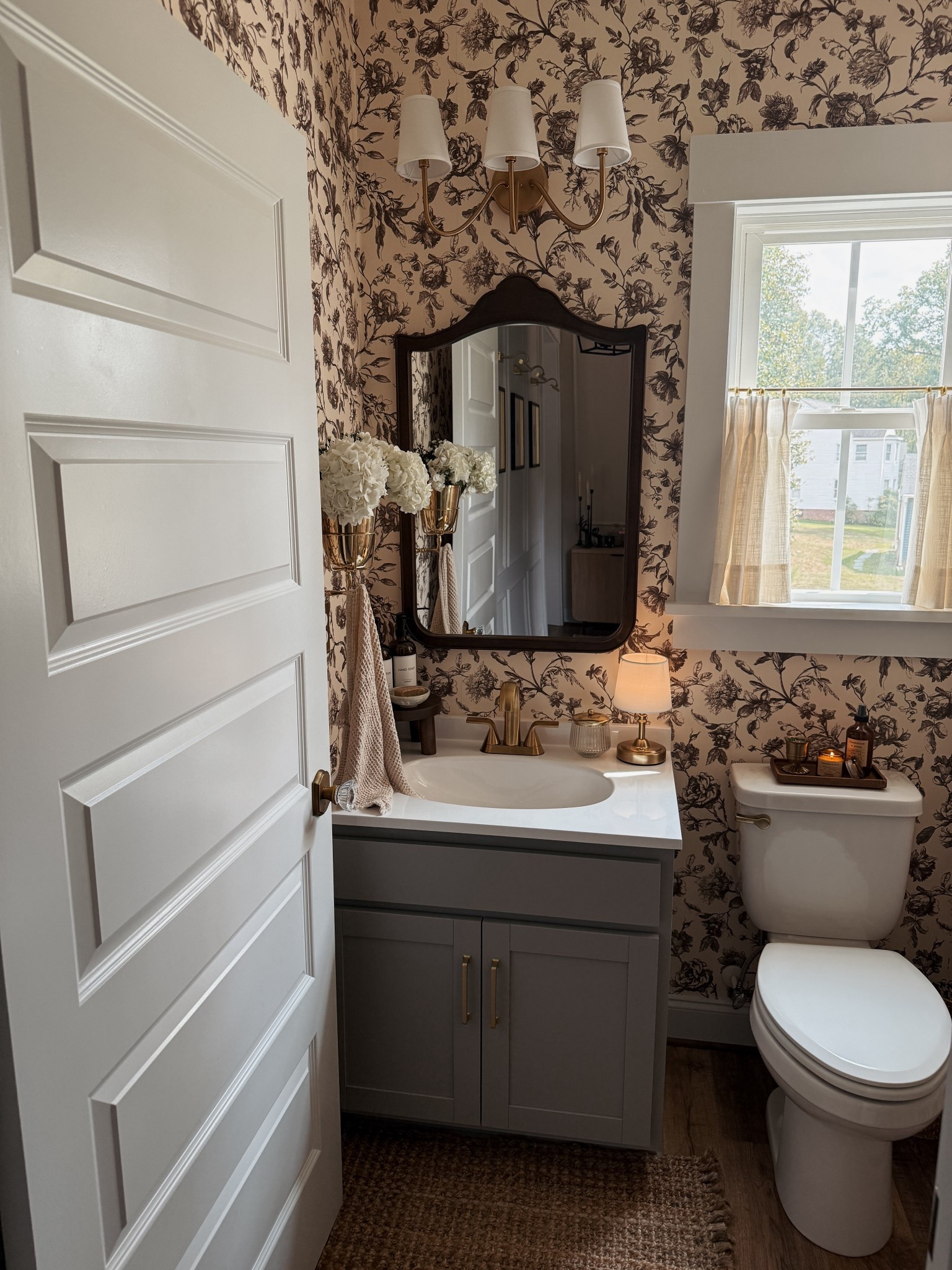 Small spaces that make a big impact 🤎🤌🏼✨

#LTKU #LTKHome