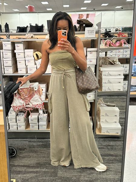 The free people jumpsuit from my last video so many people asked about! Such an easy outfit & my current go to for running errands. Wearing a small. 