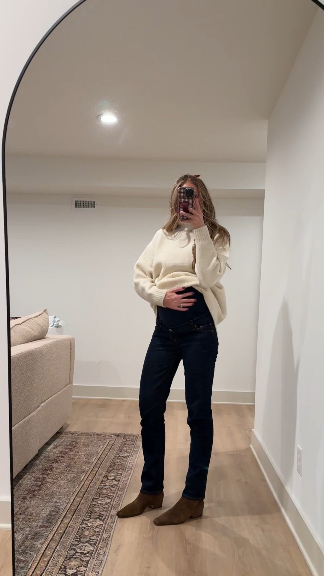 Holiday outfit I wore last night to a Christmas market! 
Coat runs bigger. Size small
Medium in turtleneck sweater
Sized down to 26 long in maternity jeans



Christmas outfit, teddy bear coat, Aritzia, Abercrombie jeans, tall maternity jeans, tall girl friendly, tall sizes, bump friendly 

#LTKBump #LTKHoliday #LTKTall