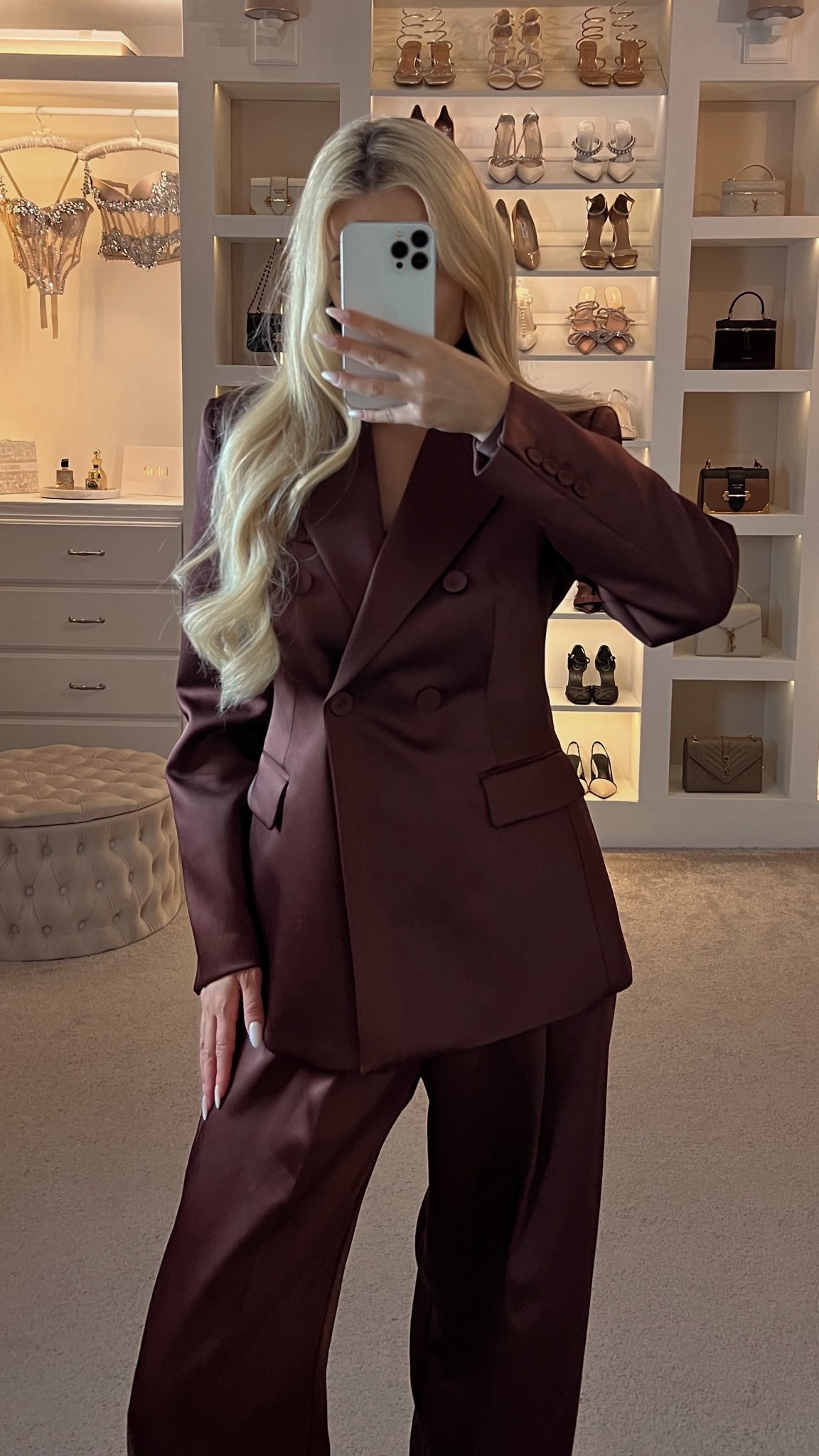 Satin Blazer super chic 🤎 



#LTKwinter #LTKdeutschland