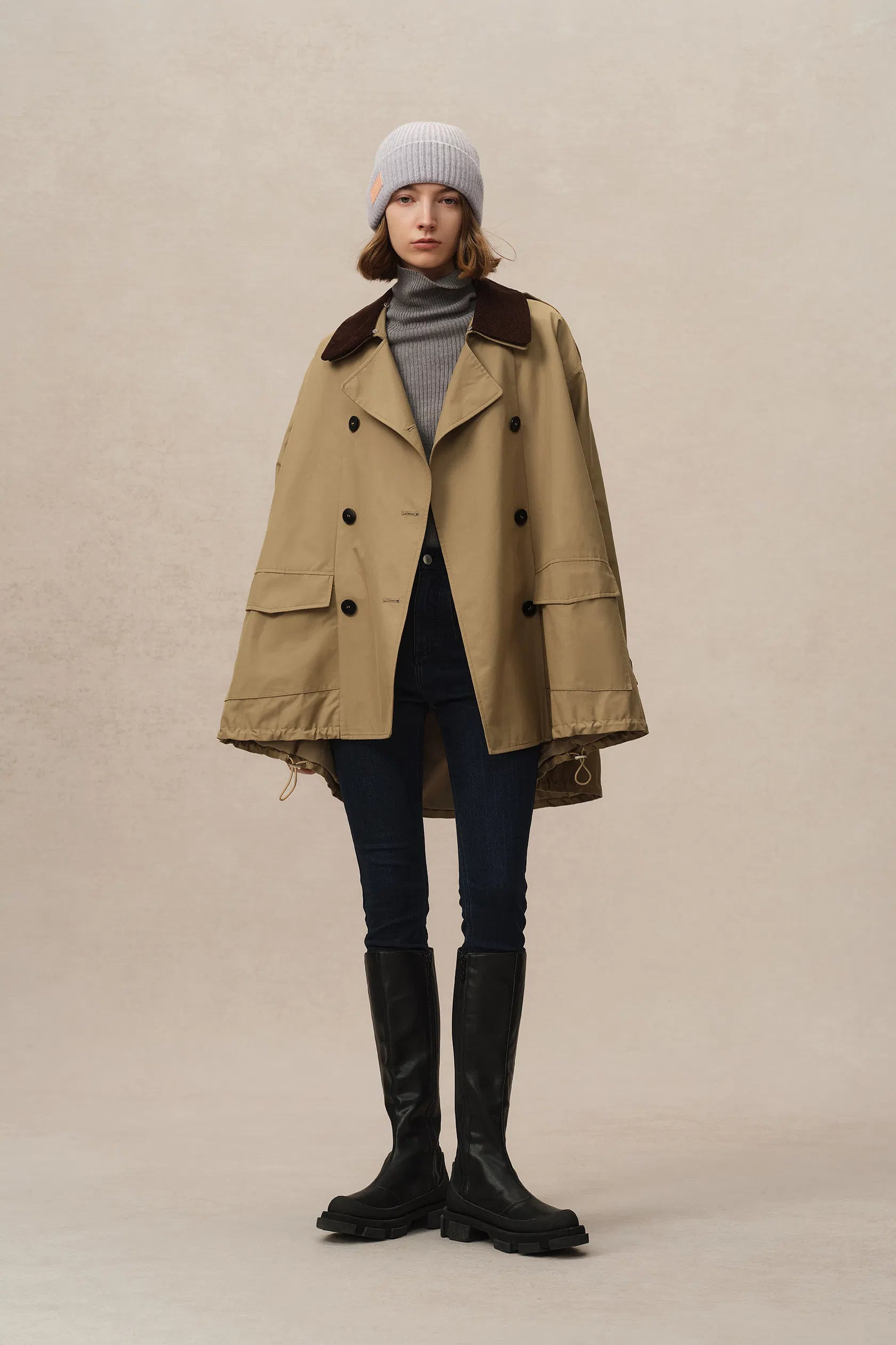 Cassian Short Trench Coat in Cotton Blend | Fabrique