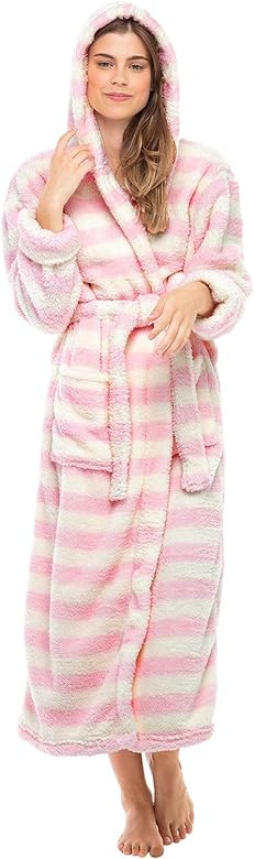 Alexander Del Rossa Women's Fuzzy Plush Fleece Bathrobe with Hood, Soft Warm Hooded Lounge Robe | Amazon (US)