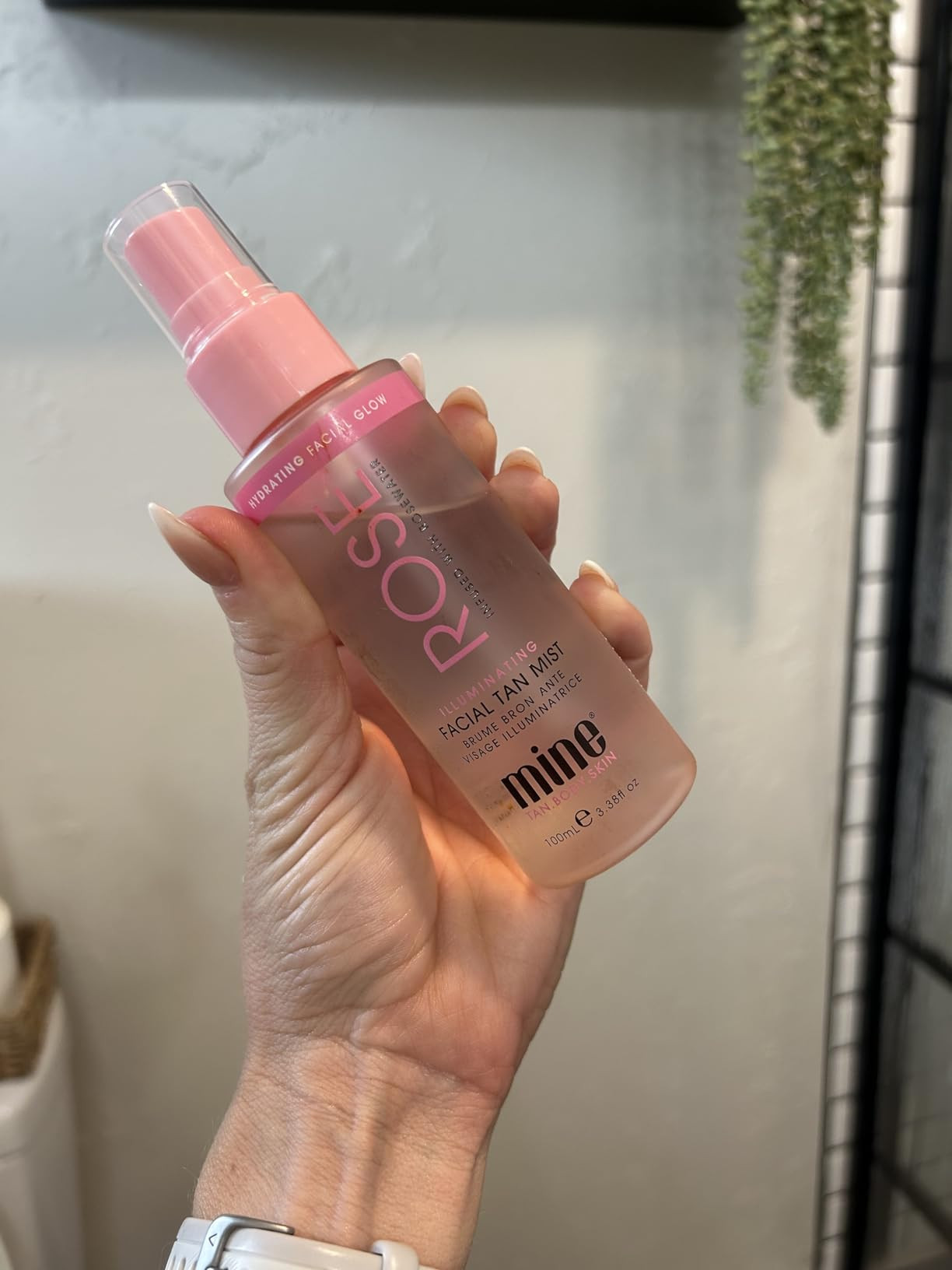 MineTan Bi-Phased Face Tan Mist | Clear Facial Self Tanning Spray - Gradual Daily Fake Tanner, In... | Amazon (US)