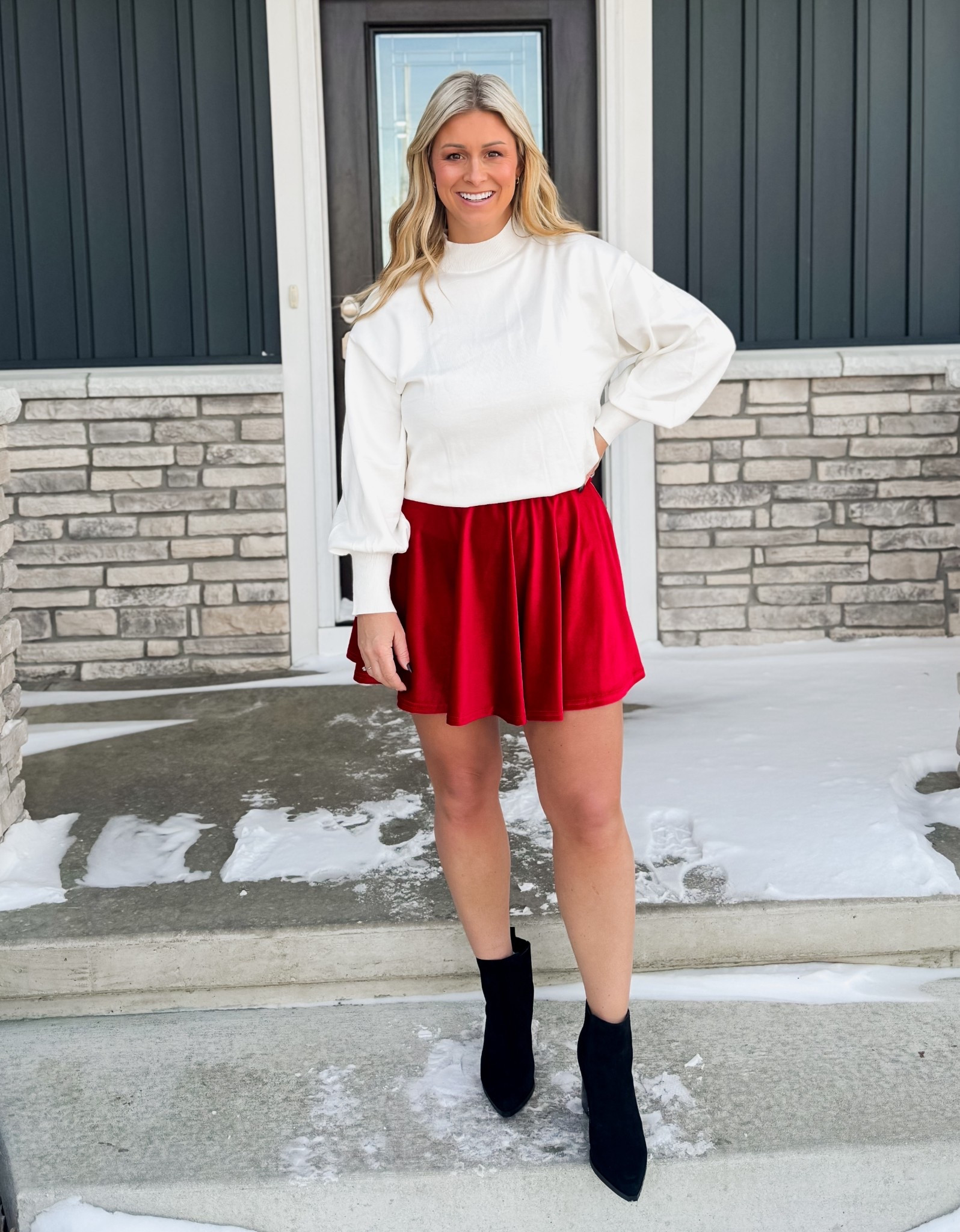 Calling all Valentine lovers! This look is ready to sweep you off your feet! 

#LTKValentine #LTKMidsize