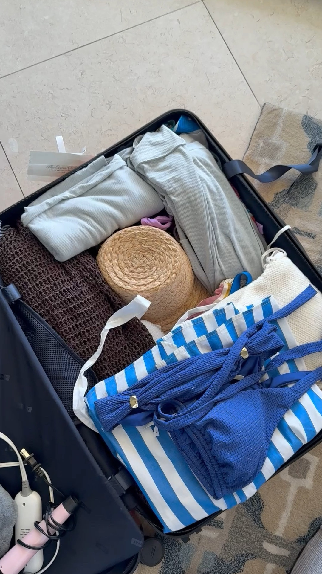 How I pack my hats.

#LTKTravel