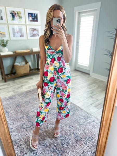 Old Navy floral jumpsuit (XSP). Vacation outfit. Cruise outfit. Spring outfit. Summer outfit. Resort wear. Cruise outfit. Comes in black, too!