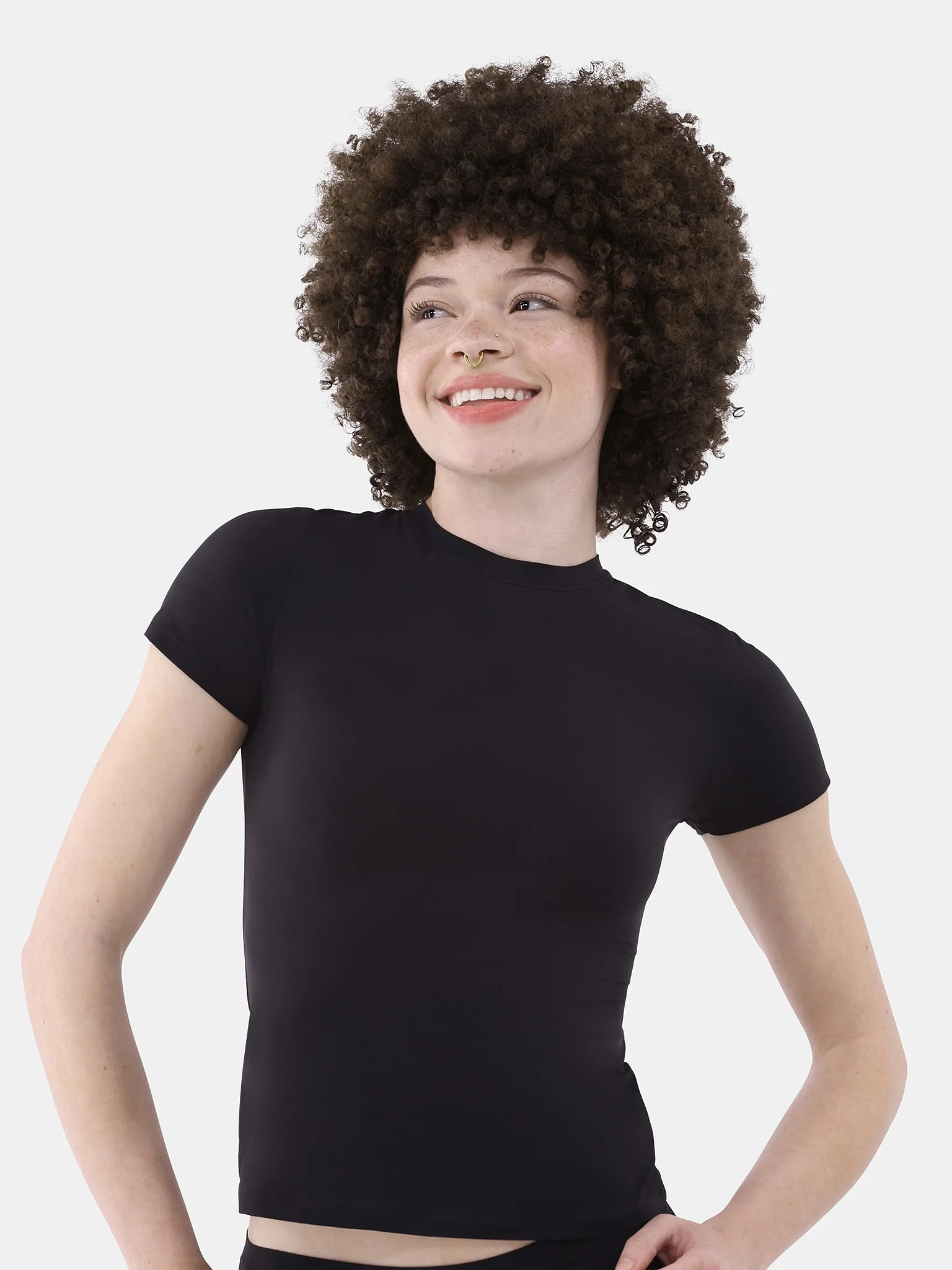 No Boundaries Women's Fit Stretch Short Sleeve T-Shirt, Sizes XS-3XL | Walmart (US)