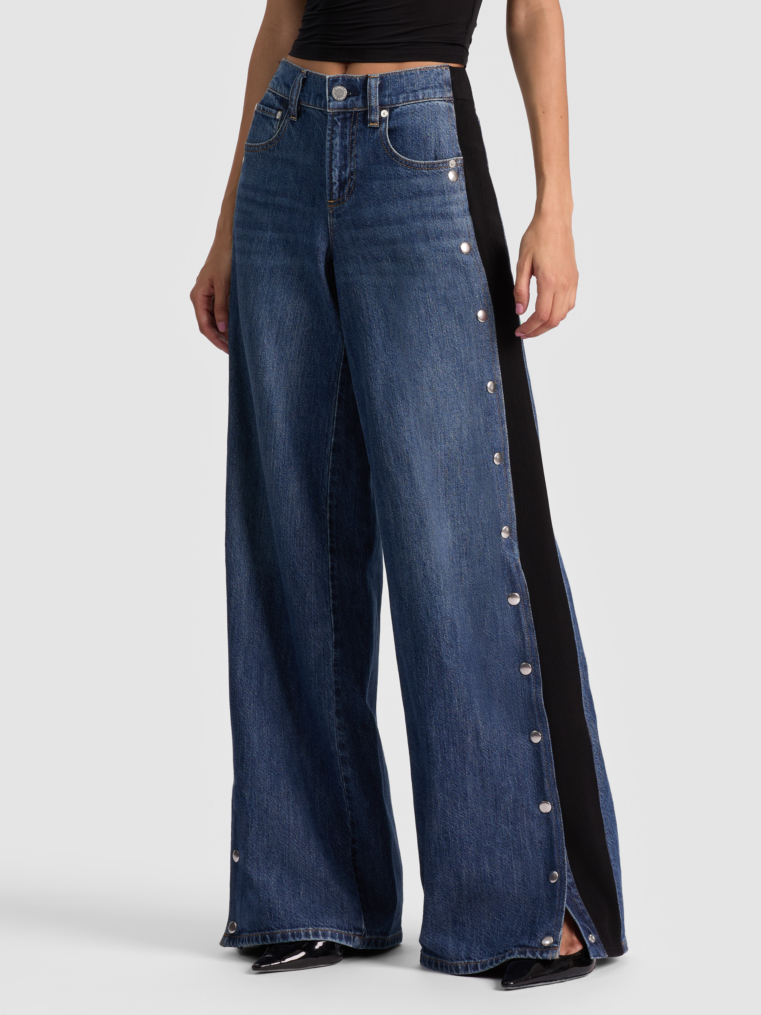 alice + olivia AMAZING SNAP JEAN | Alice + Olivia