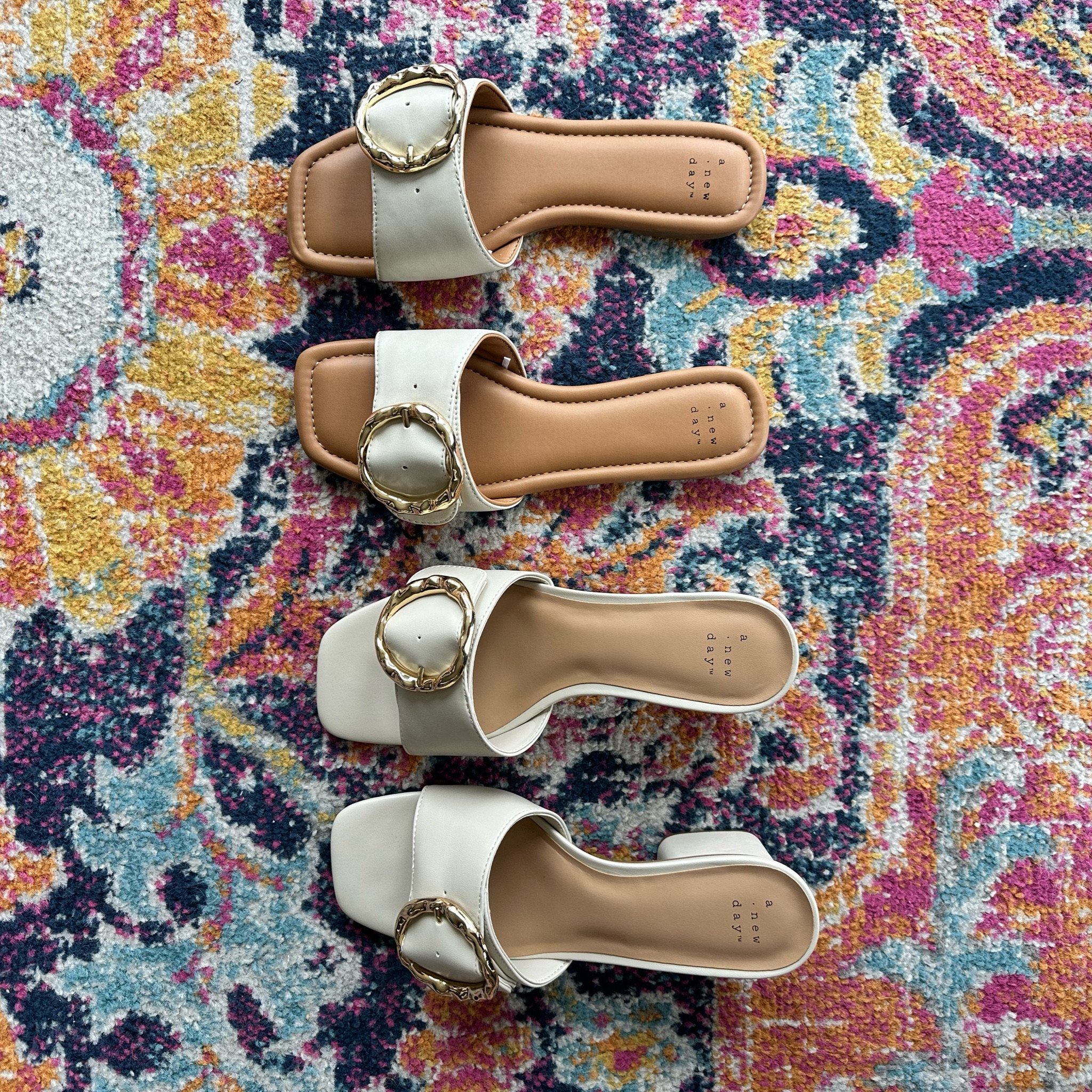 Great cream and gold sandal options for #hocautumn #hocspring 