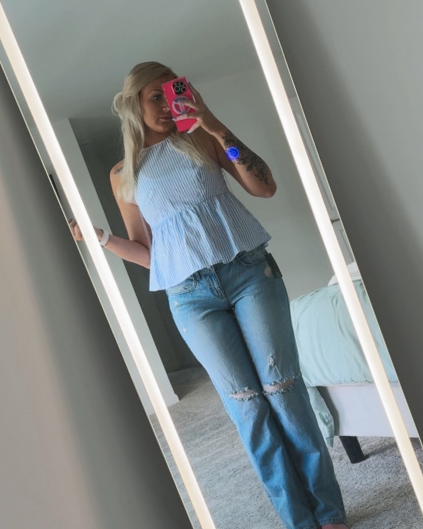 Love this outfit I found at Target today! Jeans were on a crazy good sale! 

#LTKSaleAlert #LTKStyleTip #LTKFindsUnder50