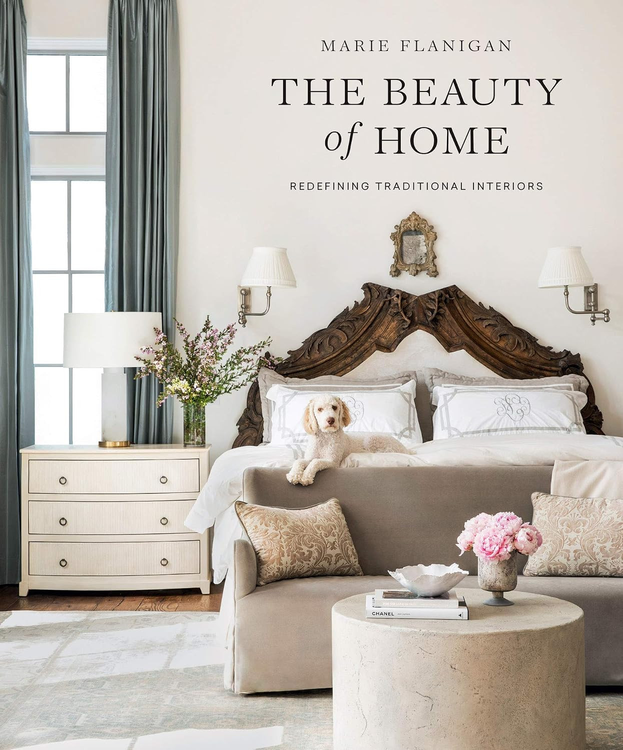 The Beauty of Home: Redefining Traditional Interiors    Hardcover – Illustrated, September 8, 2... | Amazon (US)