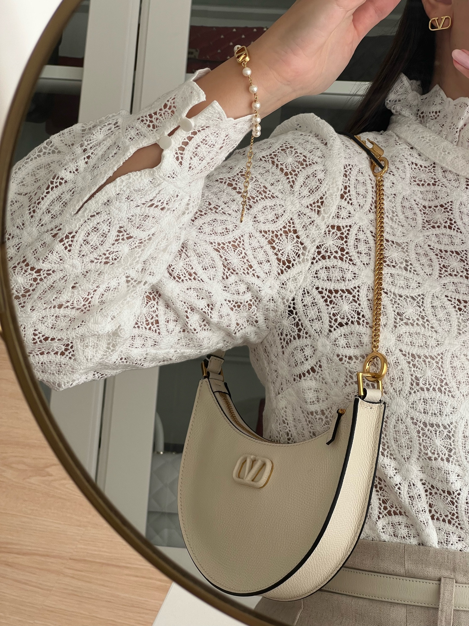 Valentino Hobo Bag 🤍✨

#LTKitbag #LTKsalealert #LTKeurope