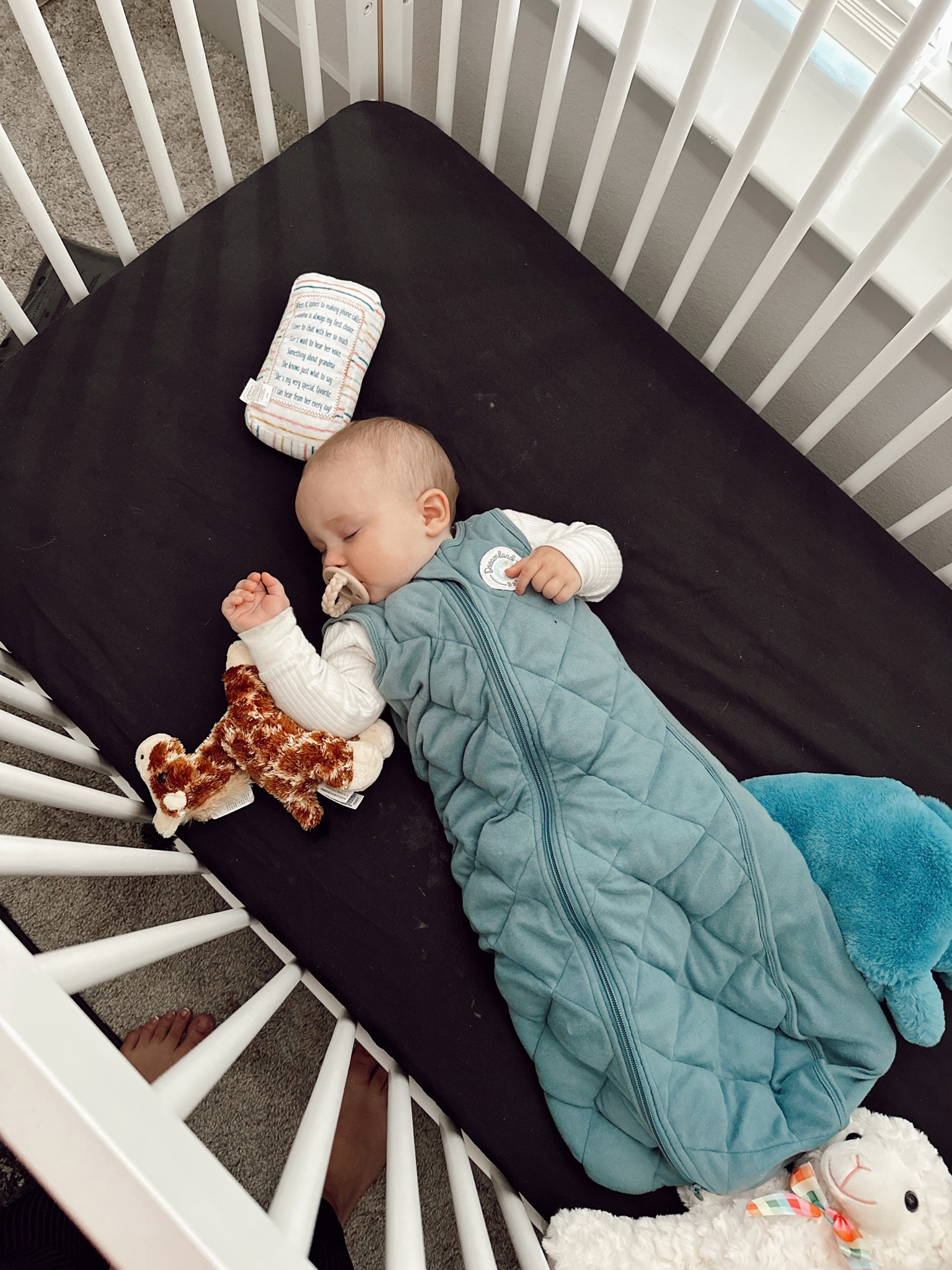 🚨HAPPY HOUR🚨

Neyland’s sleep is literally night and day from when he does and doesn’t have his @dreamlandbabyco sleep sack during bedtime! 

Use code “JADENFELLER” for 40% off your purchase today only!