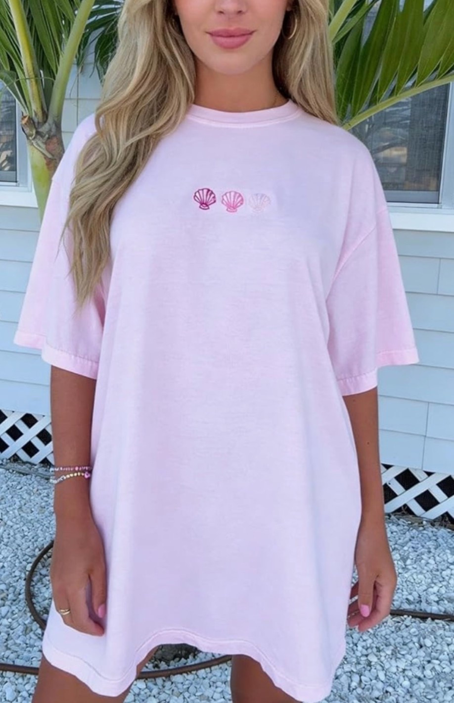 Coastal Casa Collection 🐚🌊🦀🐟

Tropical graphics and oversized coastal comfort inspired by beach clubs, ocean air, and carefree summer afternoons.

Summer outfit. Vacation outfit. Beach vacation outfit. Graphic tee. Hawaiian tee. Travel outfit. Casual outfit. Oversized tee. Coastal style. Chic outfit. Resort wear. Trendy outfit.

Shop the collection.

#LTKMidsize #LTKTravel #LTKSwim