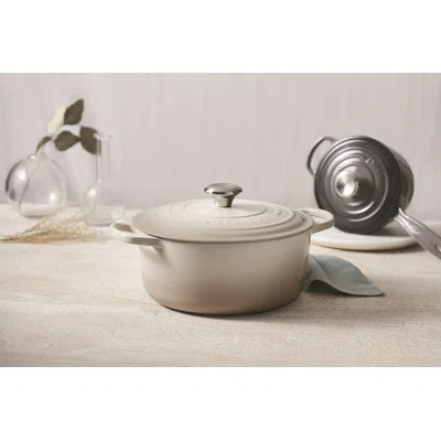 Le Creuset Signature Dutch Oven Le Creuset Color: Meringue, Capacity: 9 qt. | Wayfair North America