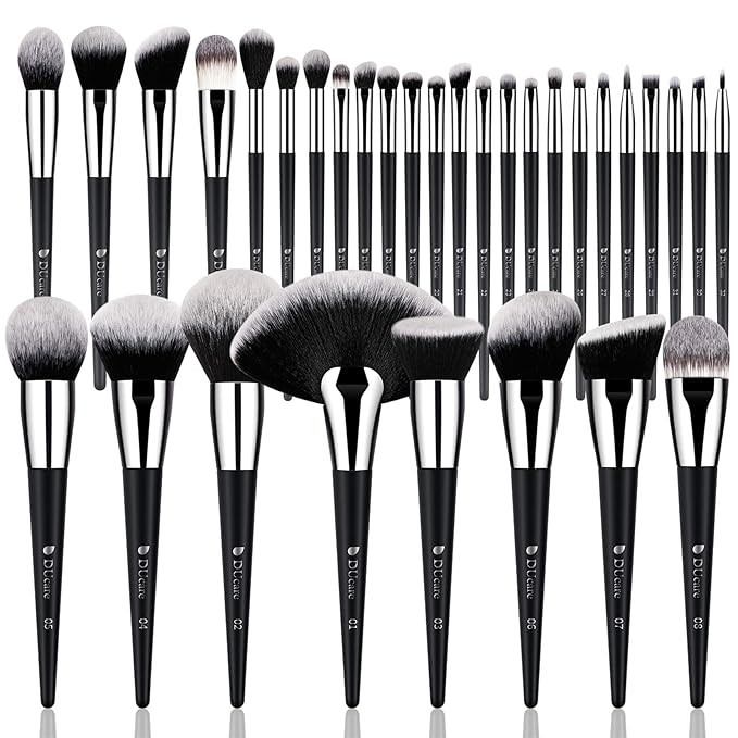 DUcare Professional Makeup Brush Set 32Pcs Makeup Brushes Premium Synthetic Kabuki Foundation Ble... | Amazon (US)