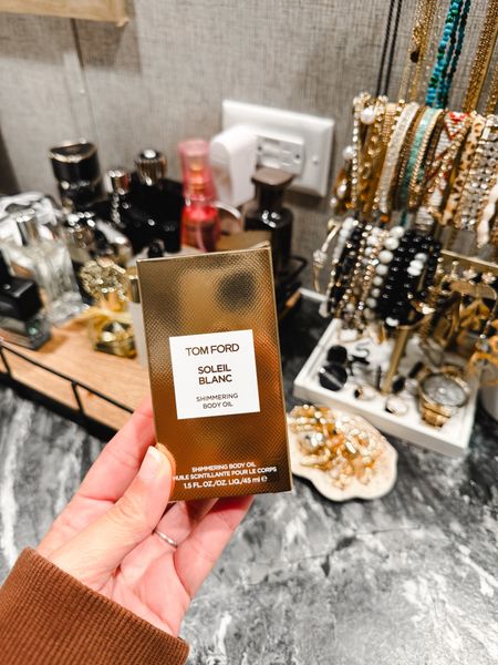 Tom Ford Soleil Blanc shimmering body oil. Grabbed this to pair with my Eau de Soleil Blanc that hubby got me for Christmas. This smells like the beach and suntan lotion. Literal HEAVEN 

Beauty
Perfume
Glitter
Gifts for her
Gifts for women
Valentine’s Day gift ideas

#LTKGiftGuide #LTKfindsunder50 #LTKbeauty
