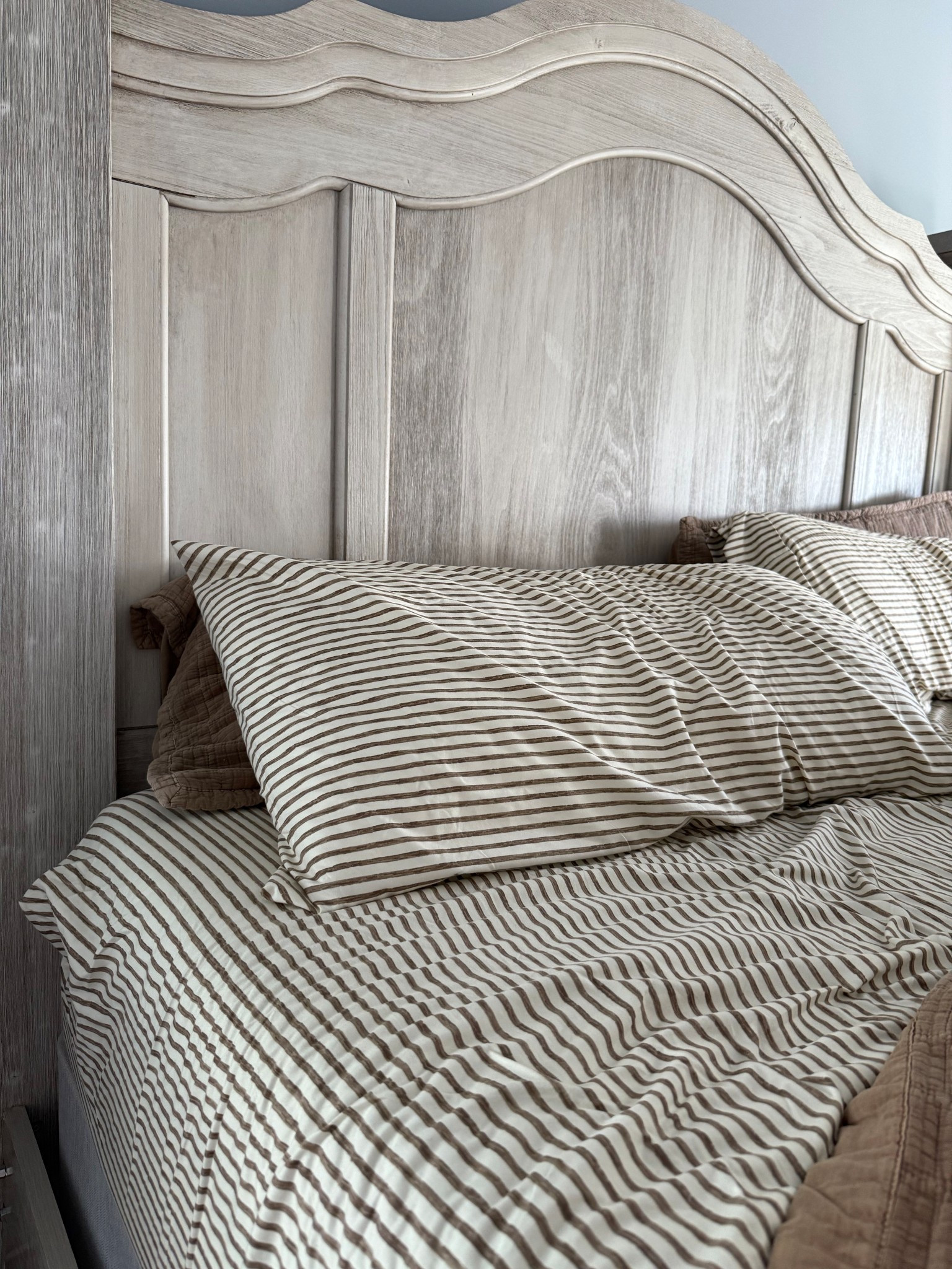 Stripped bedding sheet 

Microfiber sheets comfortable, light weight and soft  

#LTKFindsUnder50 #LTKHome #LTKSeasonal