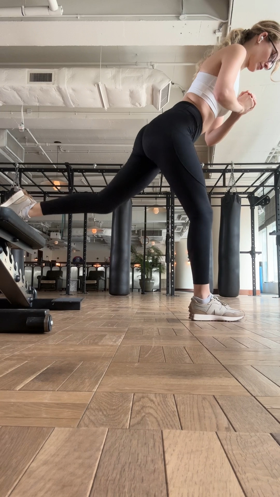 Monday morning booty workout done! Outfit links are below 🫶🏻
#lululemon #leggings #newbalance 

#LTKAsia #LTKshoecrush #LTKfitness