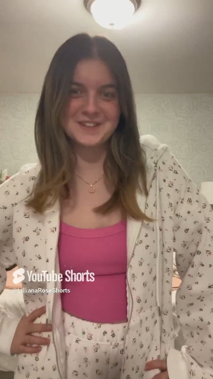 OOTD 🫶🏻🫶🏻

#LTKFindsUnder100 #LTKStyleTip #LTKBeauty