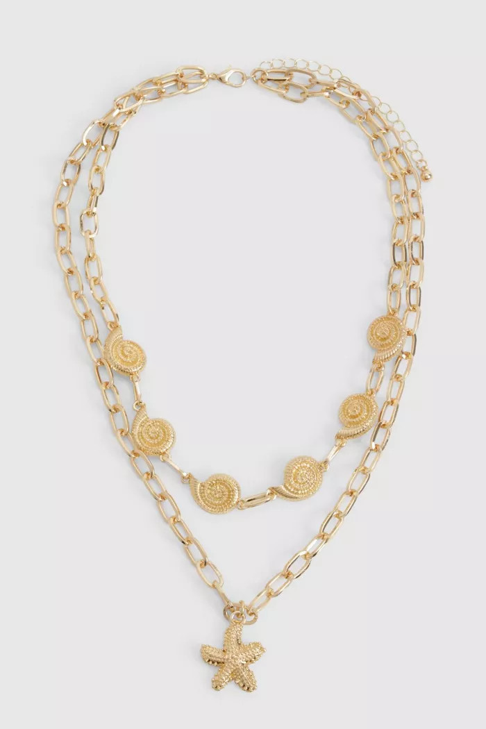 Shell & Starfish Detailed Chunky Charm Necklace | boohoo (US & Canada)