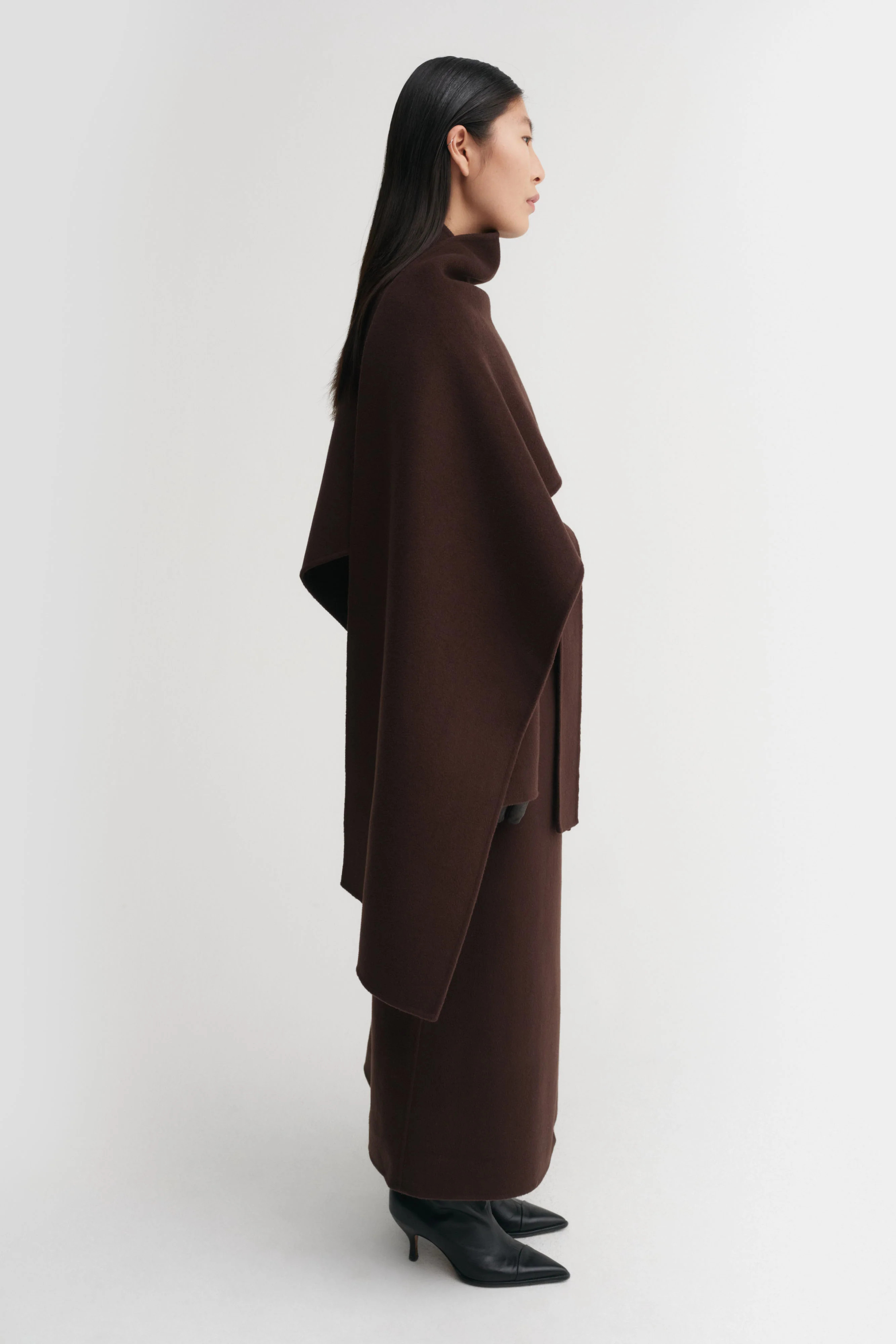 Mara Doublé Coat, chocolate | Almada Label