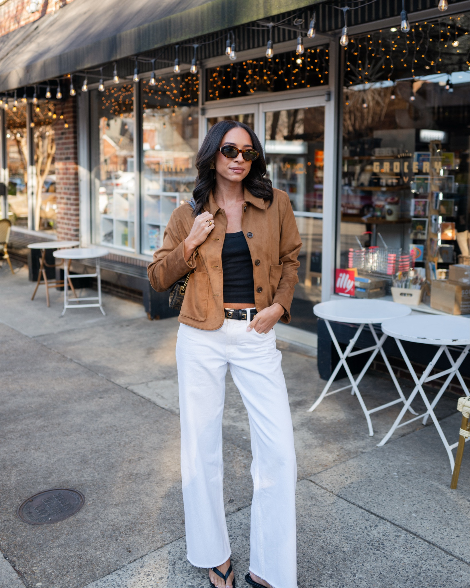 Fall outfit 🍂 Wearing size XS tank, S suede jacket and size 26 long jeans (exact outfit is from last year but I’ve linked similars)


Fall fashion
Fall trends
Pre-fall outfit
Suede jacket 
White jeans 
Fall transitional outfit 

#LTKSeasonal #LTKFindsUnder100 #LTKStyleTip