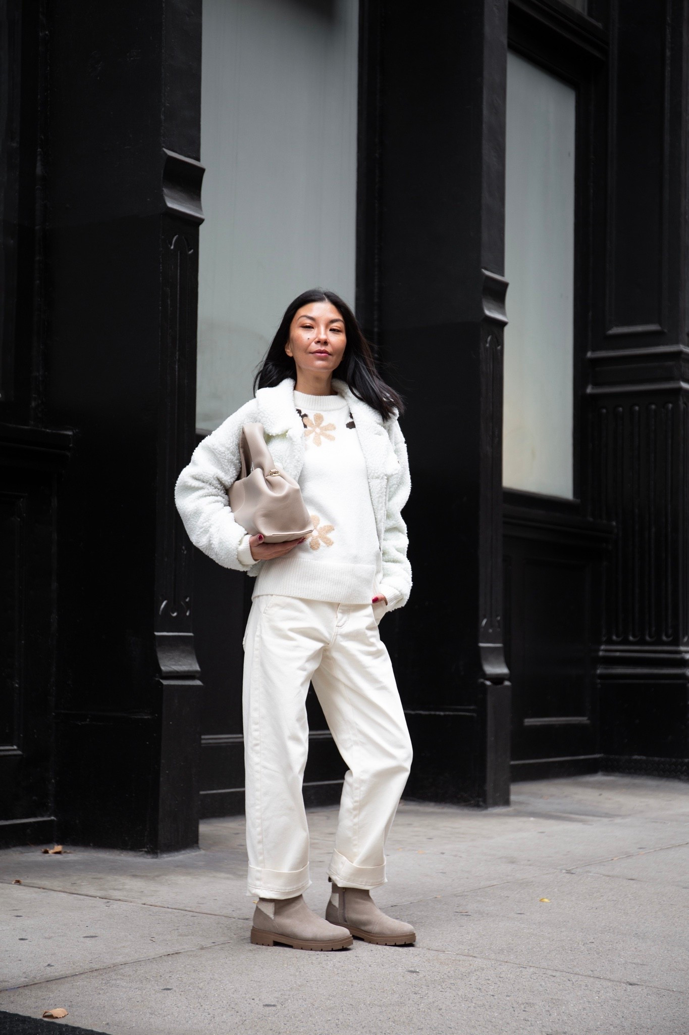 Pre-winter outfit 🐰🤍

#effortlesschic #streetstyle #outfitinspo #ootdstyle #whiteoutfit



#LTKSeasonal #LTKSaleAlert #LTKootd